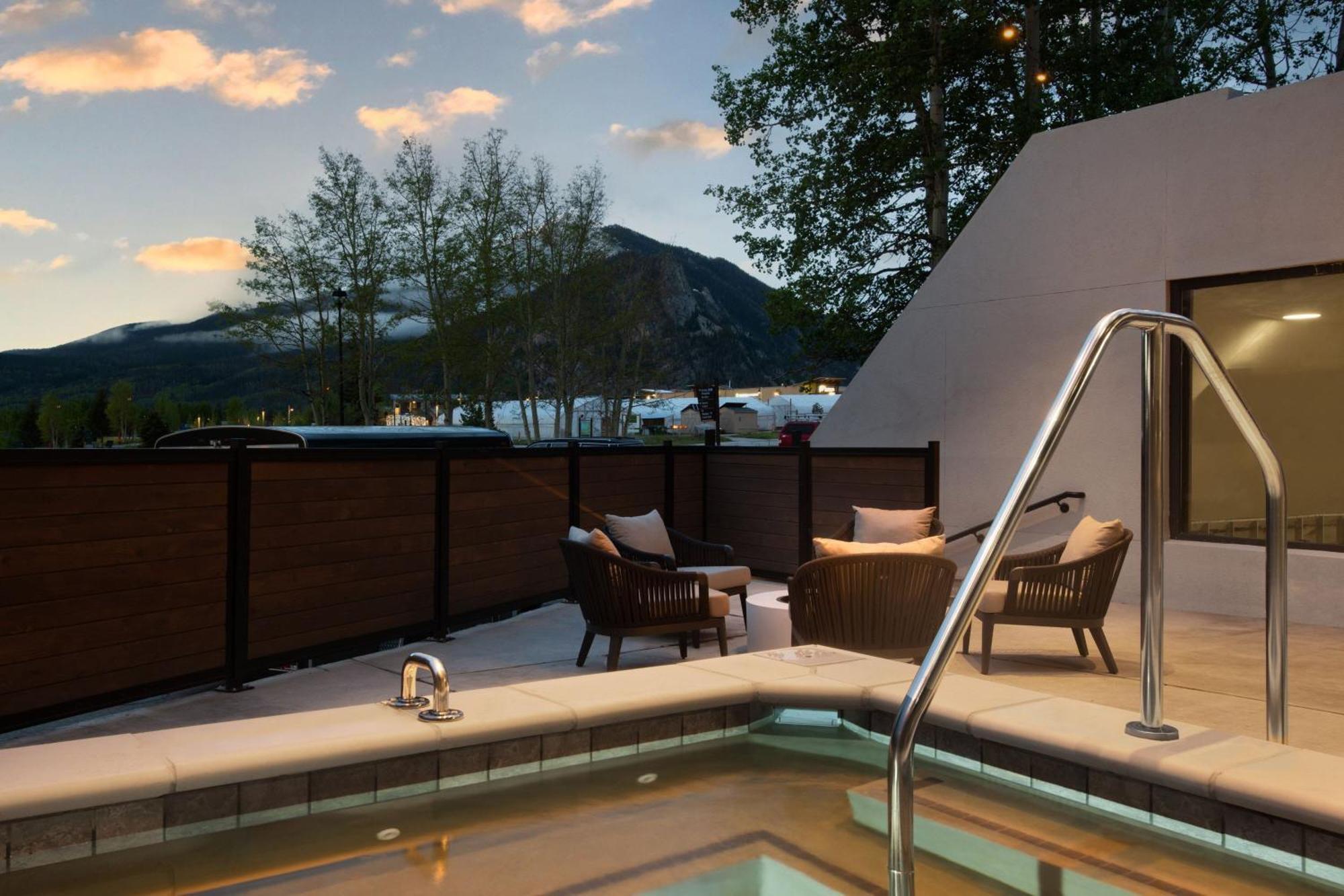 Ac Hotel By Marriott Frisco Colorado Bagian luar foto
